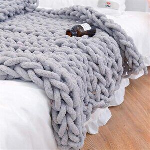 Chunky Knit Blanket Throw 40"×40", Hand Knitted Warm Chenille Throw Blanket
